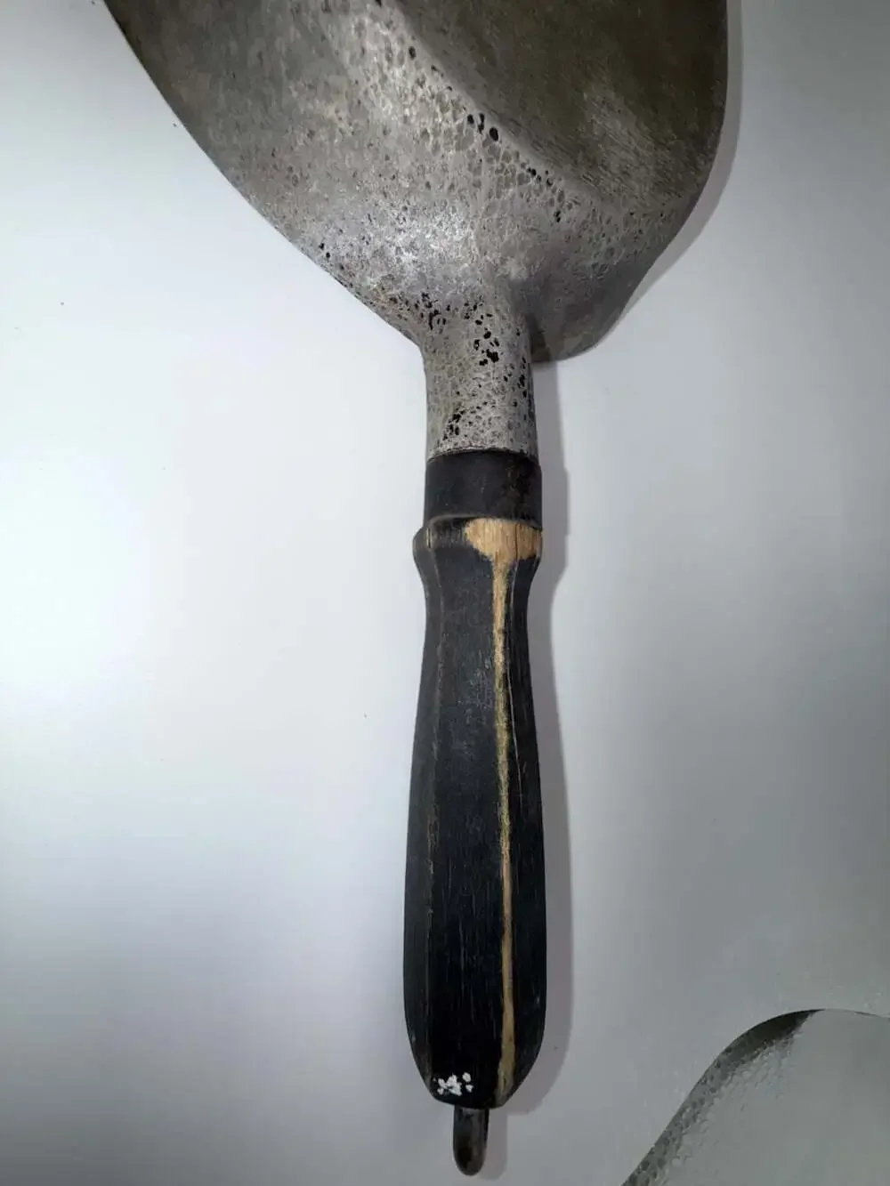 Vintage Club Aluminum Hammercraft Cookware 8-Inch Frying Pan with Wooden Handle